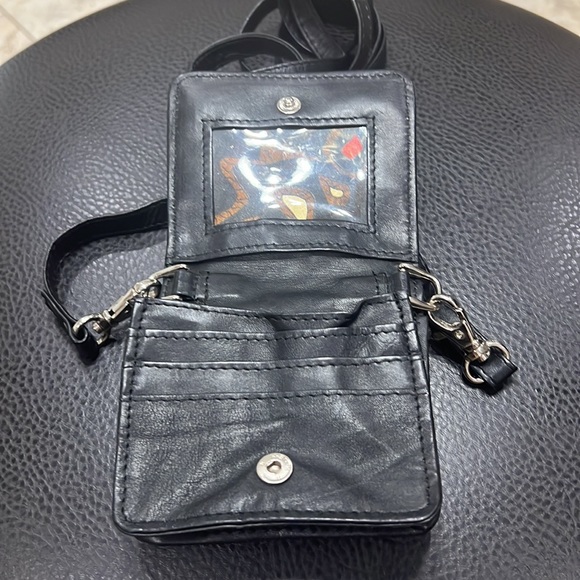 Brighton - Picture 3 of 13